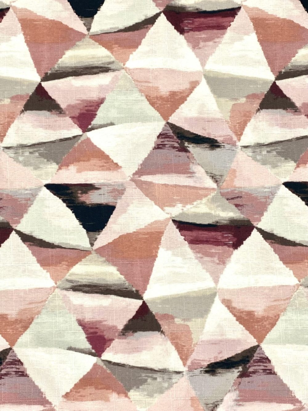 TRIANGLE 68